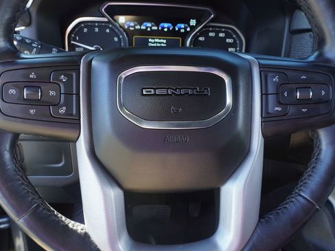 Used 2021 GMC Yukon Denali w/ Denali Premium Package image 20