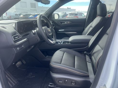 New 2026 Chevrolet Traverse High Country image 4