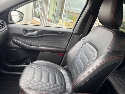 Certified 2023 Ford Escape ST-Line Elite w/ Premium Technology Package AWD/4WD image 27
