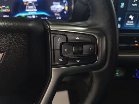 Used 2024 Chevrolet Silverado 1500 LT image 16