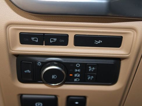 Used 2022 Ford F150 Lariat w/ Equipment Group 501A Mid image 45