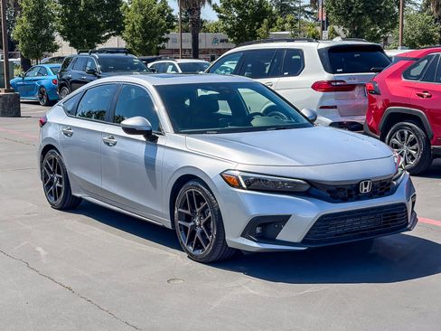 Used 2024 Honda Civic Sport Touring image 5