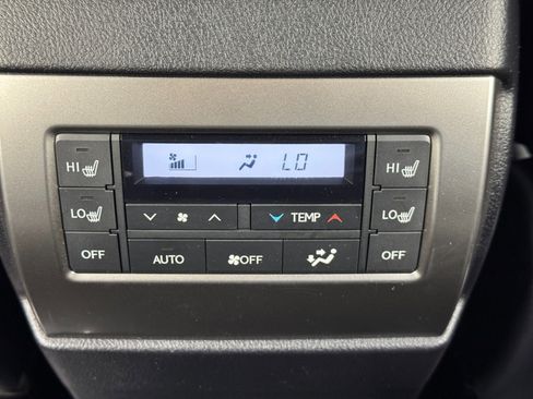 Used 2023 Lexus GX 460 Premium image 39