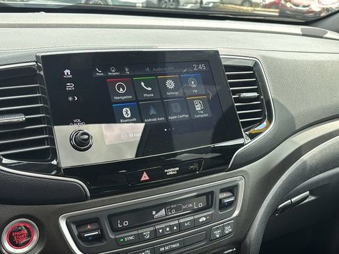 Used 2025 Honda Passport TrailSport image 19