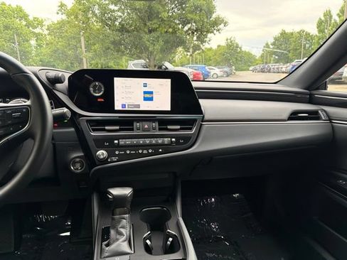 Used 2016 Lexus RX 450h AWD w/ Cold Weather Package image 14