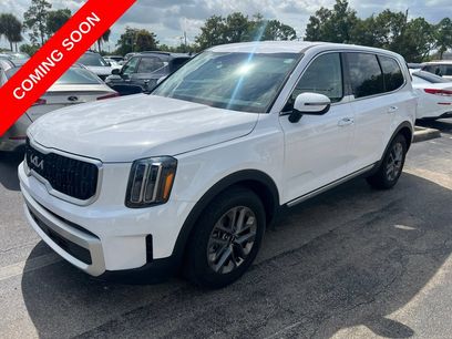 Certified 2025 Kia Telluride LX