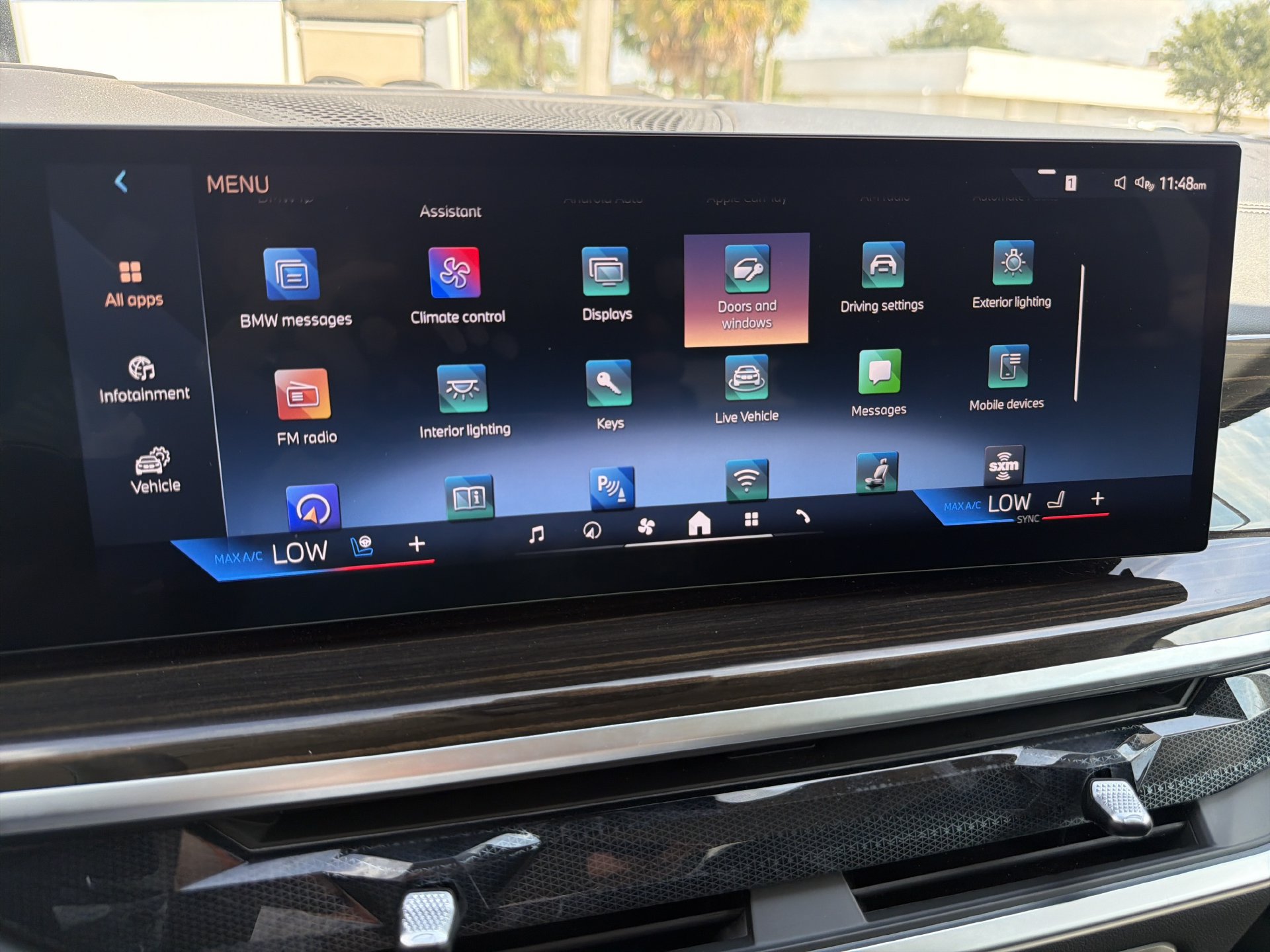 Certified 2026 BMW X7 xDrive40i AWD/4WD image 31