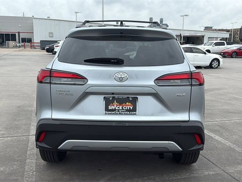 New 2026 Toyota Corolla Cross XLE image 6
