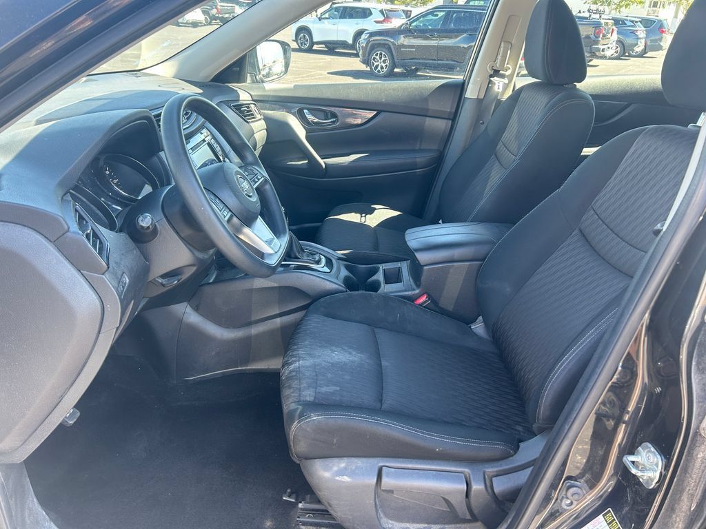 Used 2018 Nissan Rogue S FWD image 23