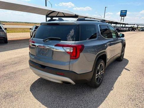 Used 2021 GMC Acadia SLT w/ Technology Package FWD image 5
