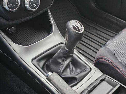 Used 2014 Subaru Impreza WRX Hatchback image 33