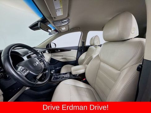 Used 2019 Kia Sorento EX FWD image 6