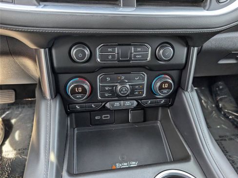 Used 2021 Chevrolet Tahoe Z71 w/ Z71 Off-Road Package AWD/4WD image 27