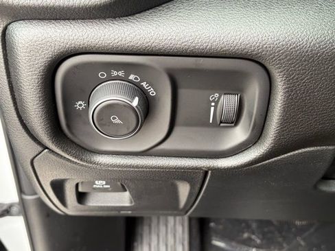 New 2026 RAM 1500 Tradesman AWD/4WD image 24