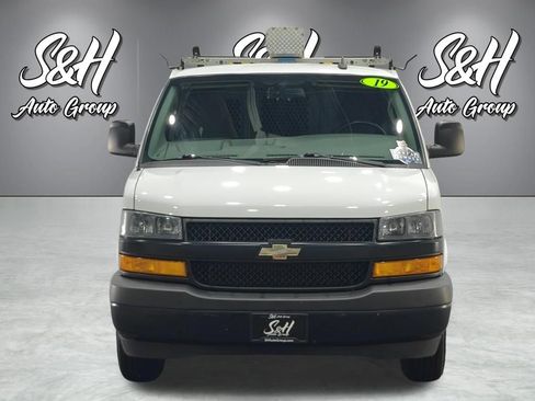 Used 2019 Chevrolet Express 3500 Extended w/ Driver Convenience Package RWD image 13