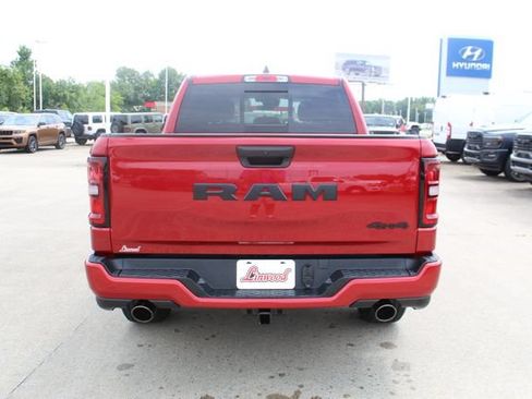 New 2026 RAM 1500 Express AWD/4WD image 5