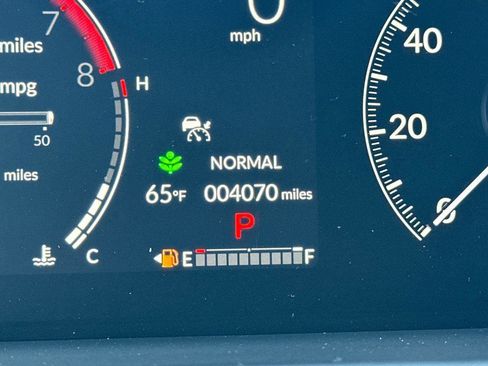 Used 2025 Honda Ridgeline TrailSport image 24