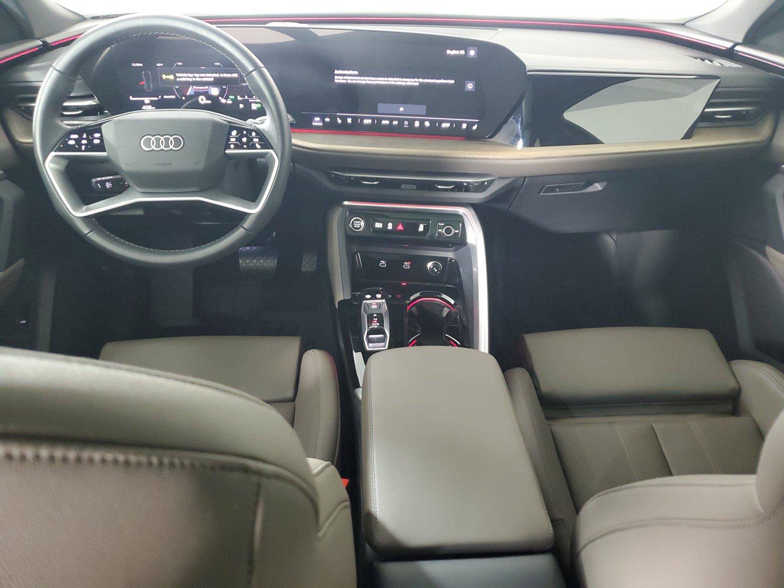 Used 2025 Audi Q5 Premium AWD/4WD image 15
