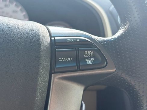 Used 2014 Honda Pilot LX image 30