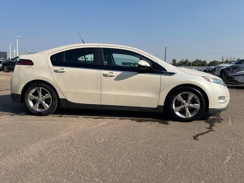 Used 2012 Chevrolet Volt Premium w/ Premium Trim Package FWD image 6