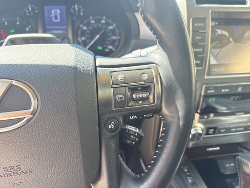 Used 2015 Lexus GX 460 Luxury AWD/4WD image 28