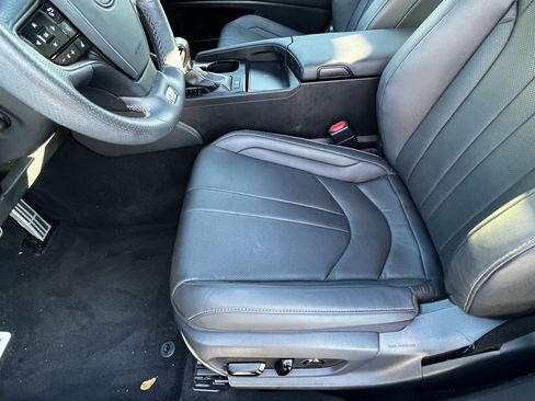 Certified 2024 Lexus ES 350 F Sport w/ Accessory Package (Z2) FWD image 16