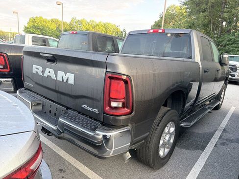 Used 2026 RAM 2500 Big Horn AWD/4WD image 4