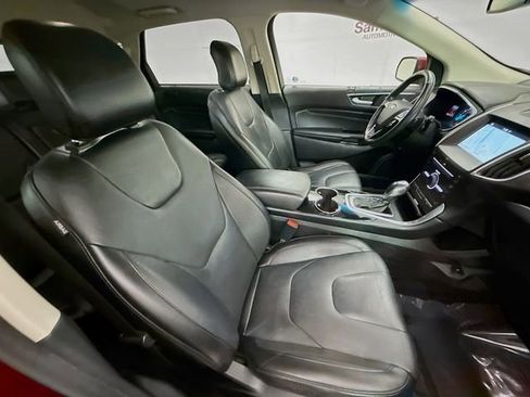 Used 2016 Ford Edge Titanium w/ Technology Package AWD/4WD image 29