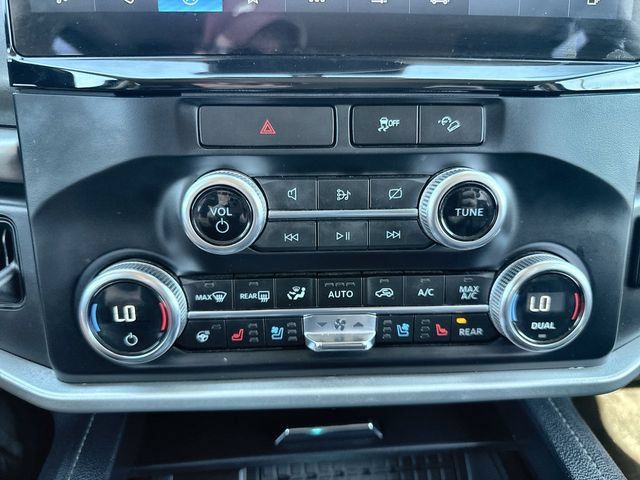 Used 2023 Ford Expedition Max XLT AWD/4WD image 19