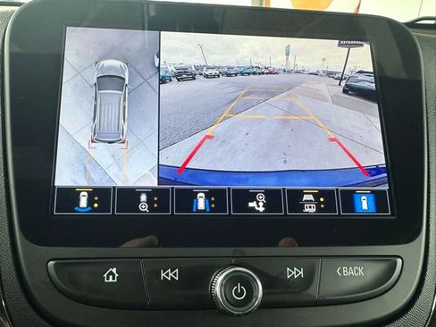 Used 2023 Chevrolet Equinox RS image 38