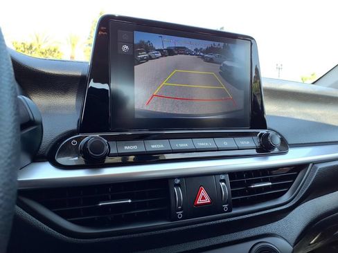 Certified 2023 Kia Forte LXS w/ LXS Technology Package FWD image 16