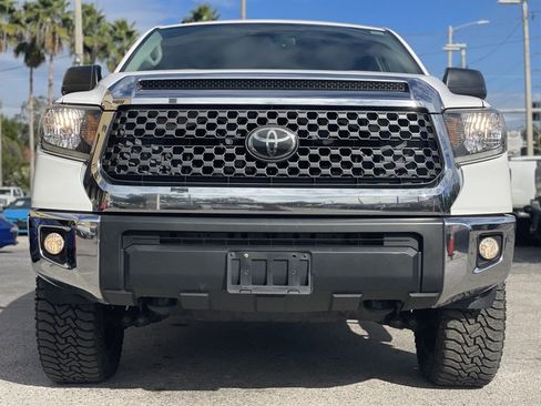 Used 2019 Toyota Tundra SR5 w/ SR5 Upgrade Package image 7