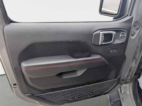 Used 2021 Jeep Wrangler Unlimited Rubicon image 18