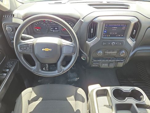 Used 2025 Chevrolet Silverado 2500 Custom w/ Custom Convenience Package image 19