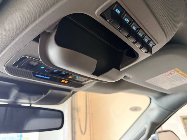 New 2026 Ford F350 Lariat w/ Lariat Premium Package AWD/4WD image 37