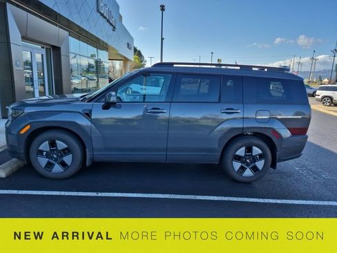 Used 2025 Hyundai Santa Fe SEL image 9