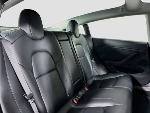 Used 2018 Tesla Model 3 Long Range RWD image 25