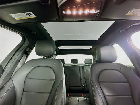 Used 2020 Mercedes-Benz C 300 C 300 image 20