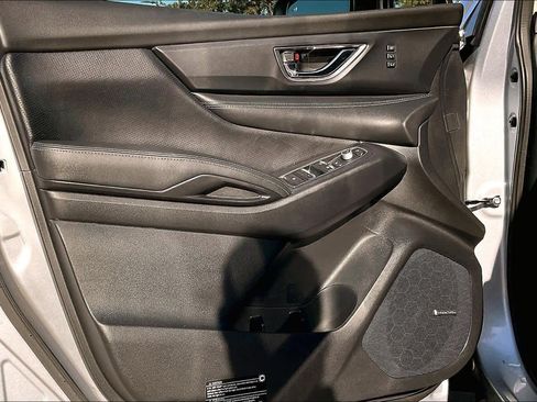 Used 2023 Subaru Ascent Limited w/ Technology Package image 27