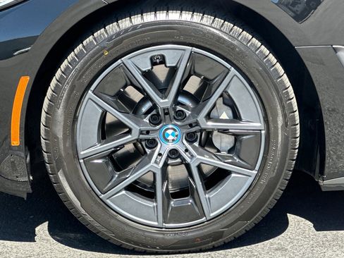 Used 2023 BMW i4 eDrive35 image 37