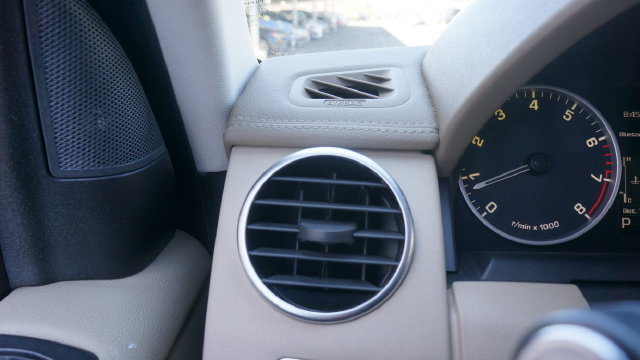 Used 2012 Land Rover LR4 HSE AWD/4WD image 26