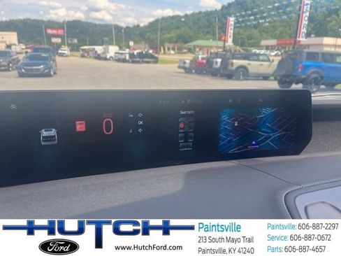 Used 2025 Ford Expedition Platinum AWD/4WD image 33