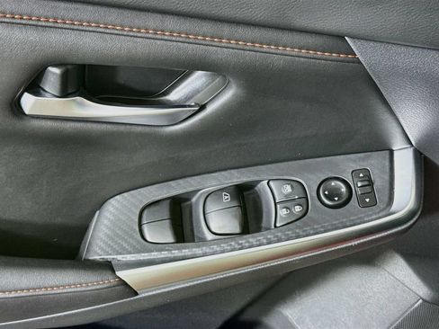 Certified 2025 Nissan Sentra SR w/ SR Premium Package FWD image 24