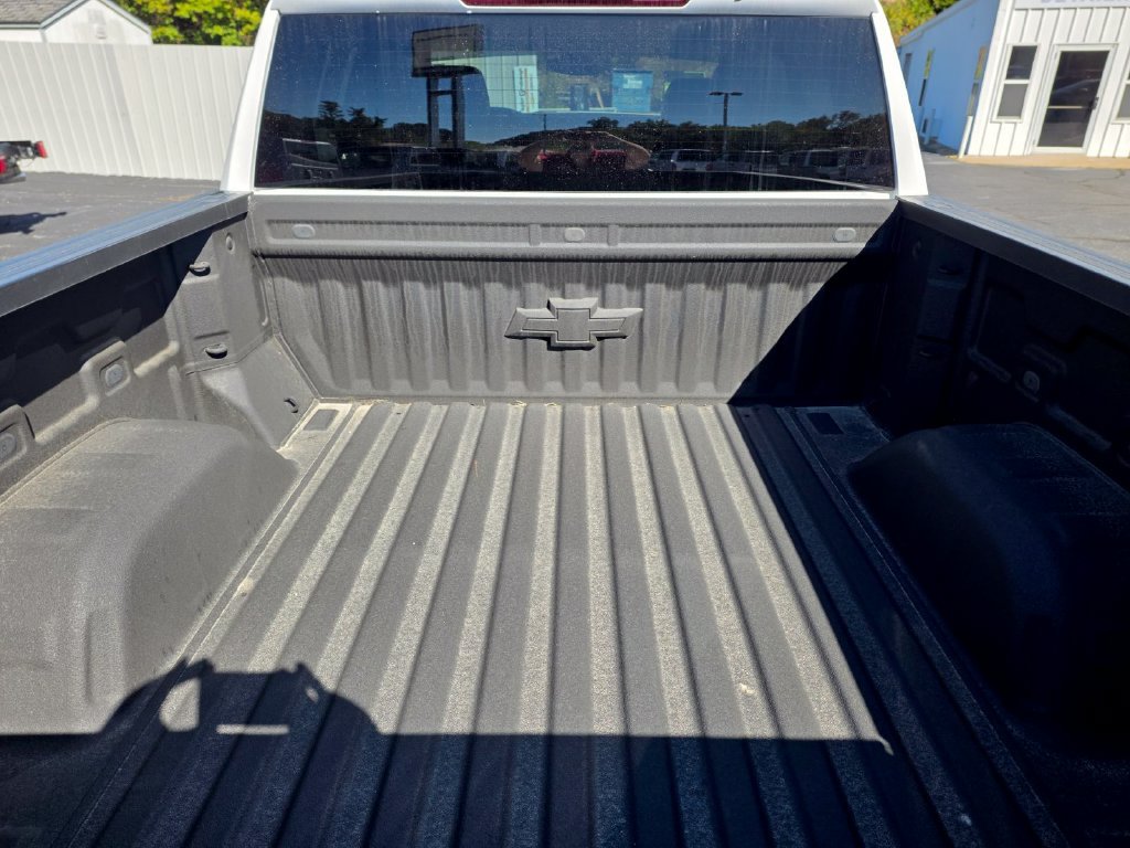 Used 2023 Chevrolet Silverado 1500 RST w/ Z71 Off-Road Package AWD/4WD image 8