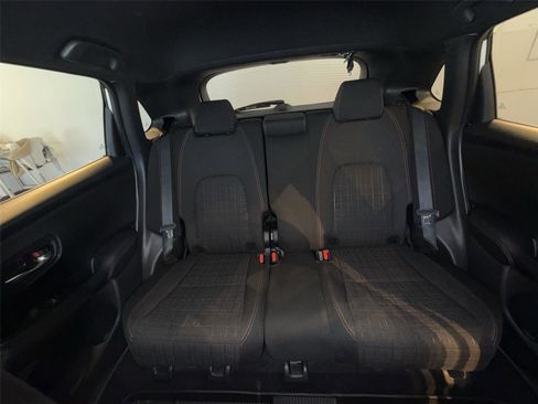 Used 2025 Honda HR-V Sport image 23