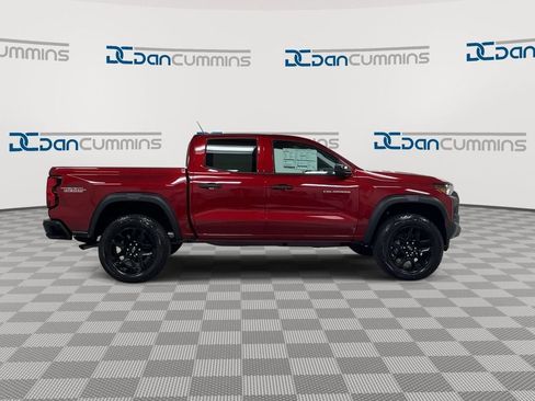 Used 2024 Chevrolet Colorado Trail Boss w/ Technology Package AWD/4WD image 9