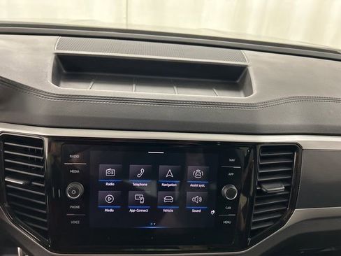 Used 2023 Volkswagen Atlas SEL Premium image 15