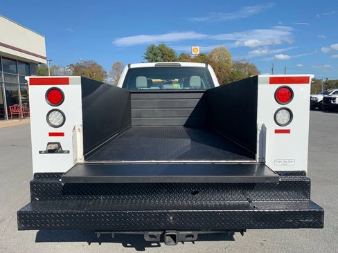 Used 2017 Ford F350 XL image 39