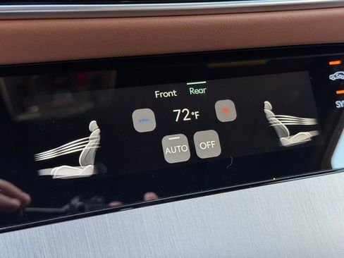 New 2026 Genesis GV70 2.5T Advanced image 34