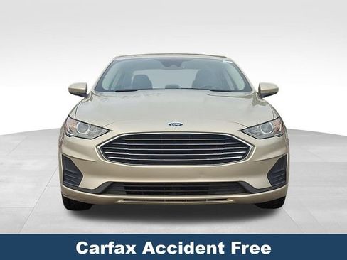 Used 2019 Ford Fusion SE image 3